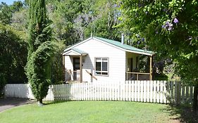 Apple Tree Cottage Montville